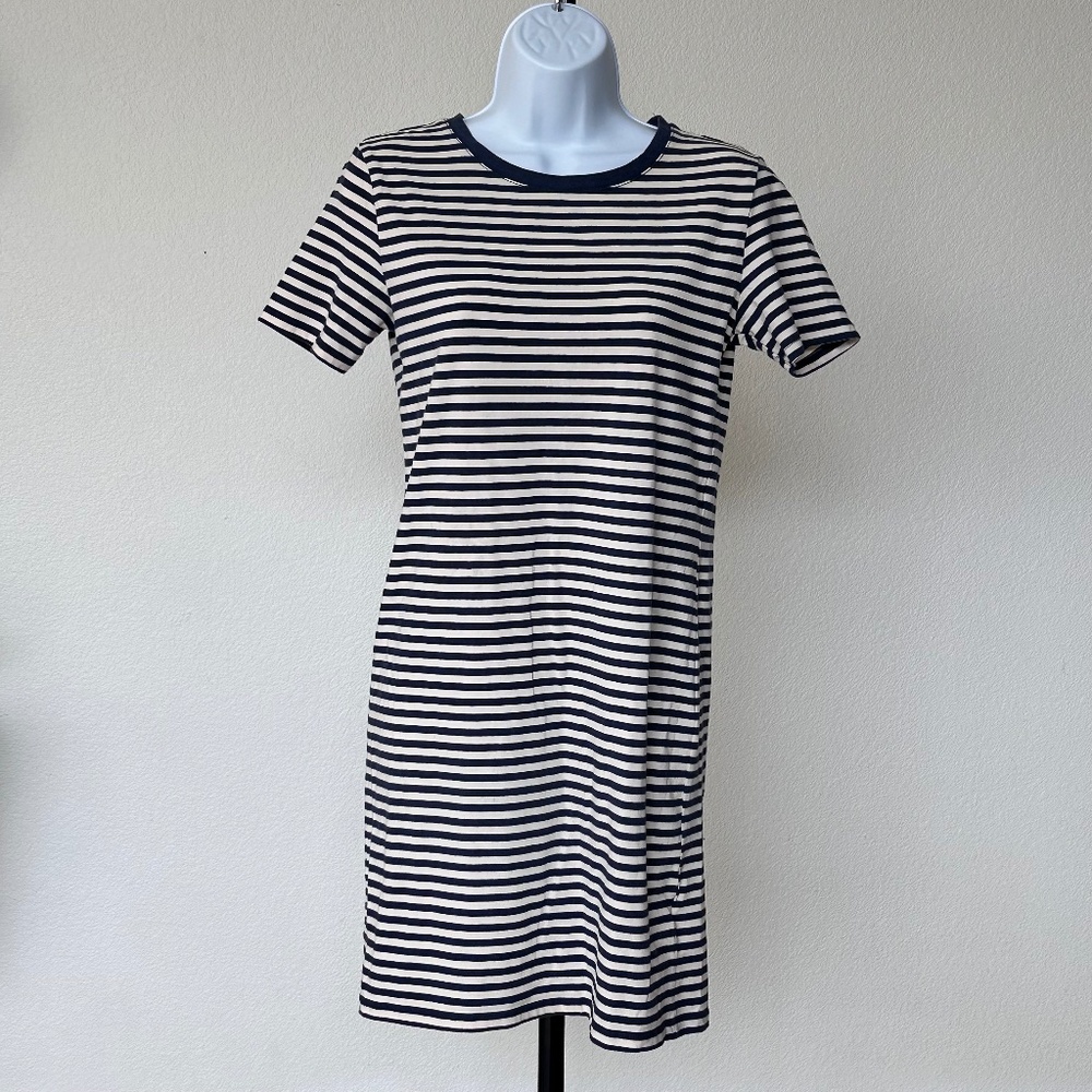 H&M Basic | Navy/White Striped T-Shirt Dress | Size M EUC